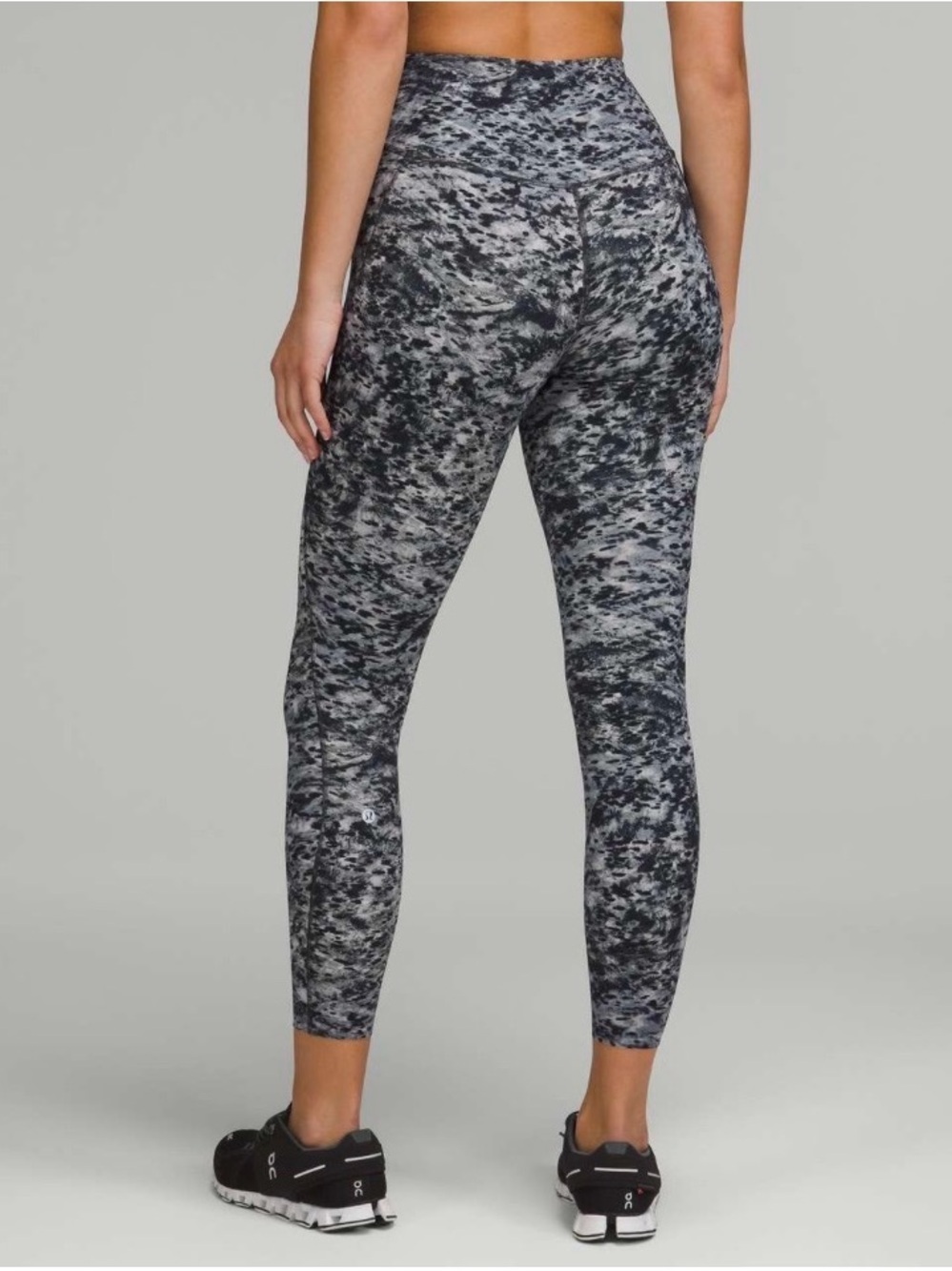 Lululemon Base Pace High-Rise Tight 25" - Picture 2 of 7